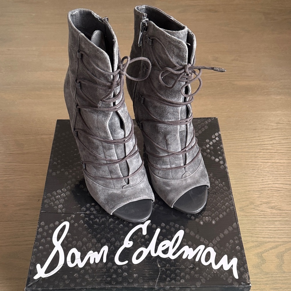 EUC Sam Edelman Charcoal Lace-Up Peep-Toe Boots, sz 7.5